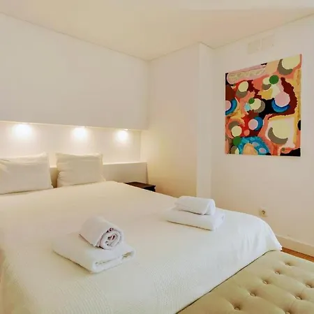 Marques De Pombal Terrace By Village * Lizbona