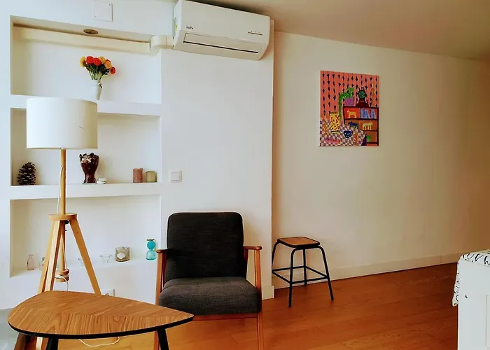 Marques De Pombal Terrace By Village * Lisbon